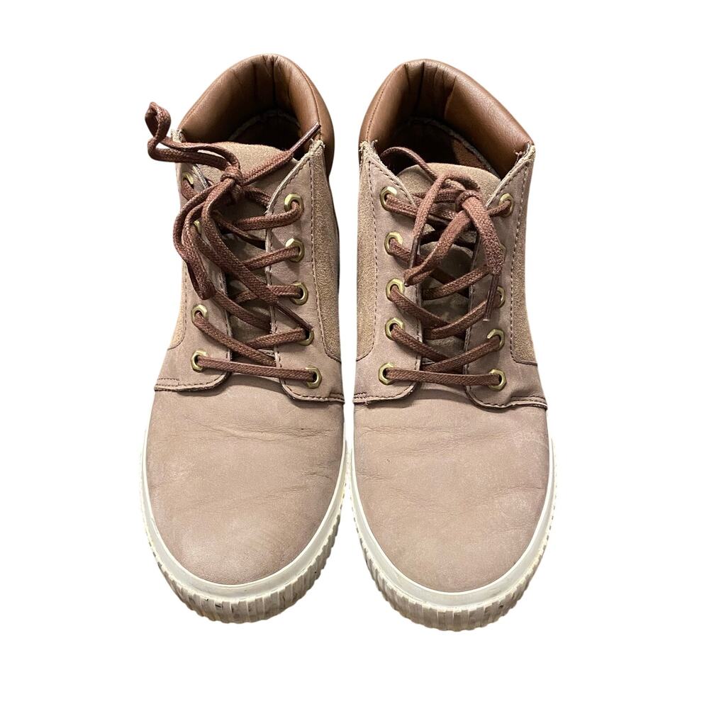 Timberland Skyla Bay Taupe Nubuck Chukka Sneaker Boots Women’s 9 Utility Work